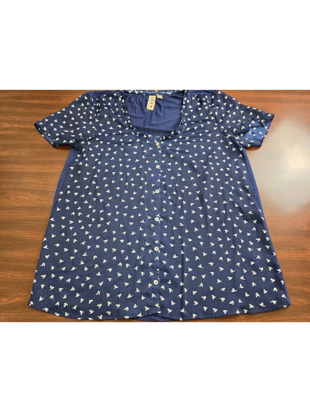 Dolan Left Coast Collection Small Navy Blue White Bird Print Button Front Blouse